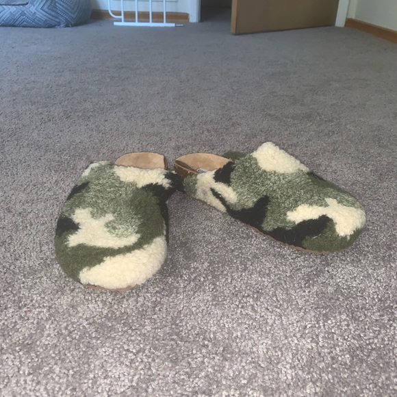 Army print Steve Madden clogs - Picture 1 of 3